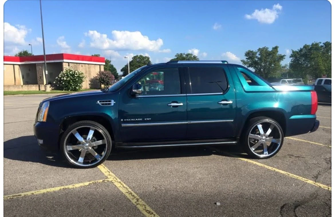 Black Chrysler 300